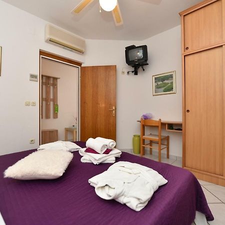 Villa Nela Petrcane Bagian luar foto