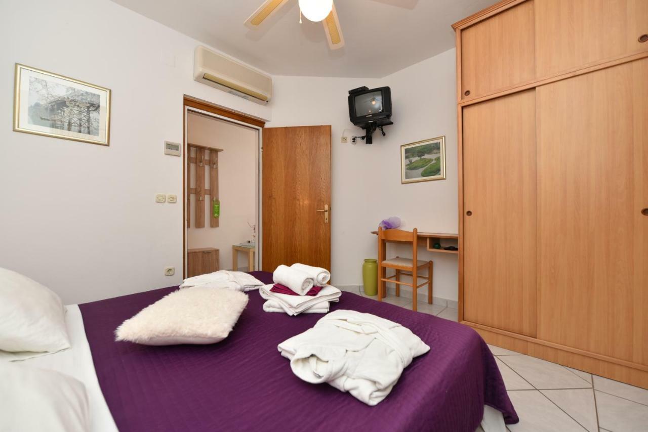 Villa Nela Petrcane Bagian luar foto