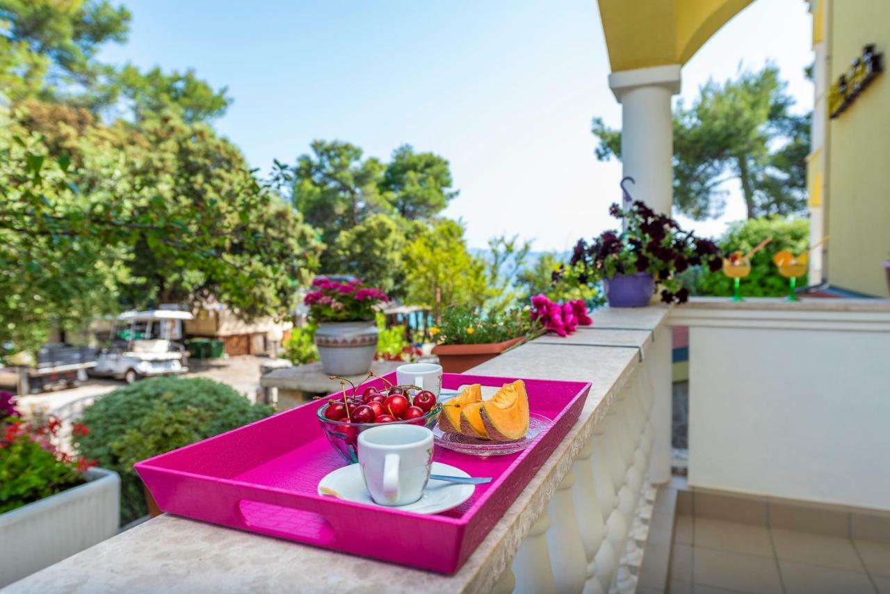 Villa Nela Petrcane Bagian luar foto