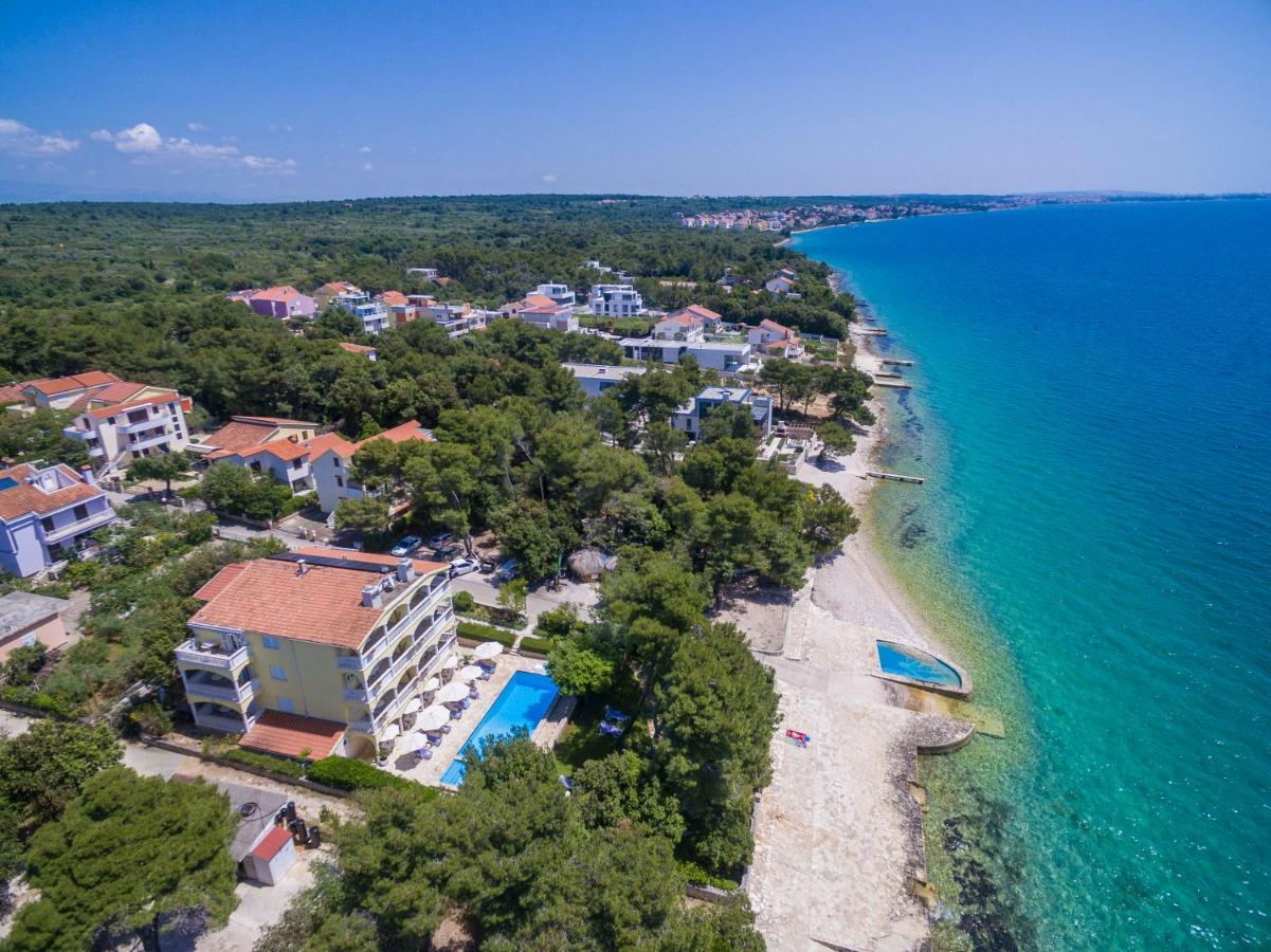 Villa Nela Petrcane Bagian luar foto